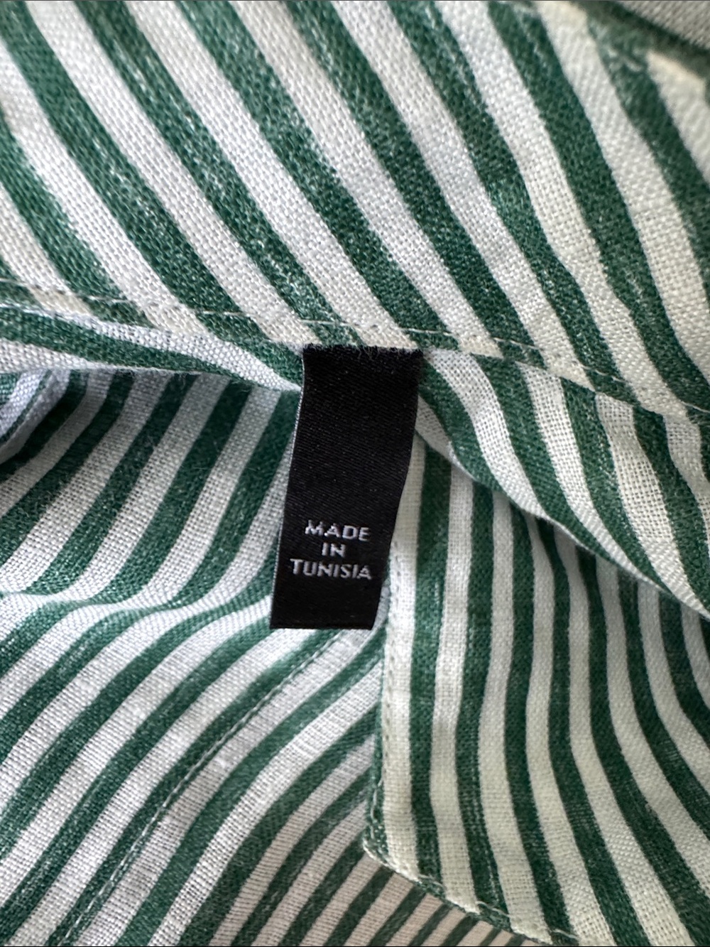Emporio Armani Green and White Striped Casual Button-Down Shirt - Picture 8 of 8
